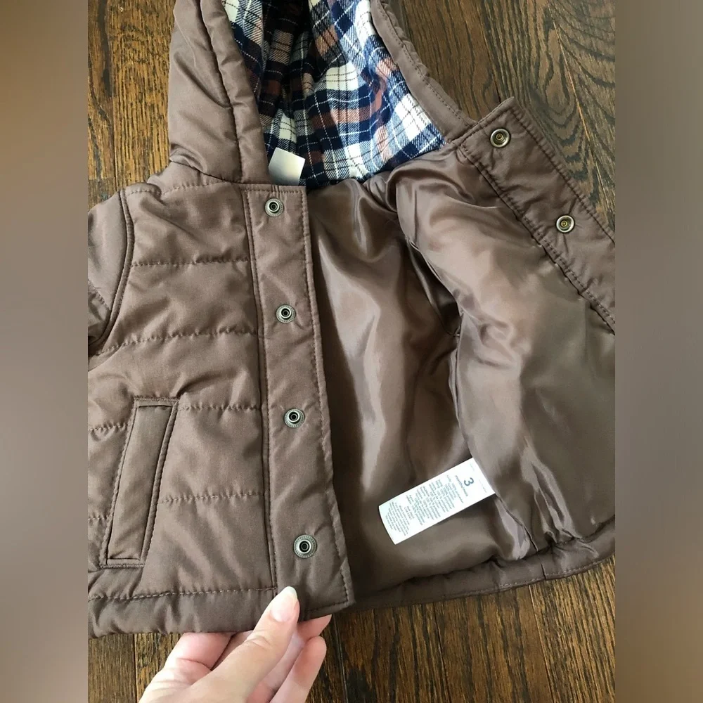 *NWOT* Carter’s 3-6M Brown Quilted Puffer Jacket Snap Buttons w/Pockets & Hood